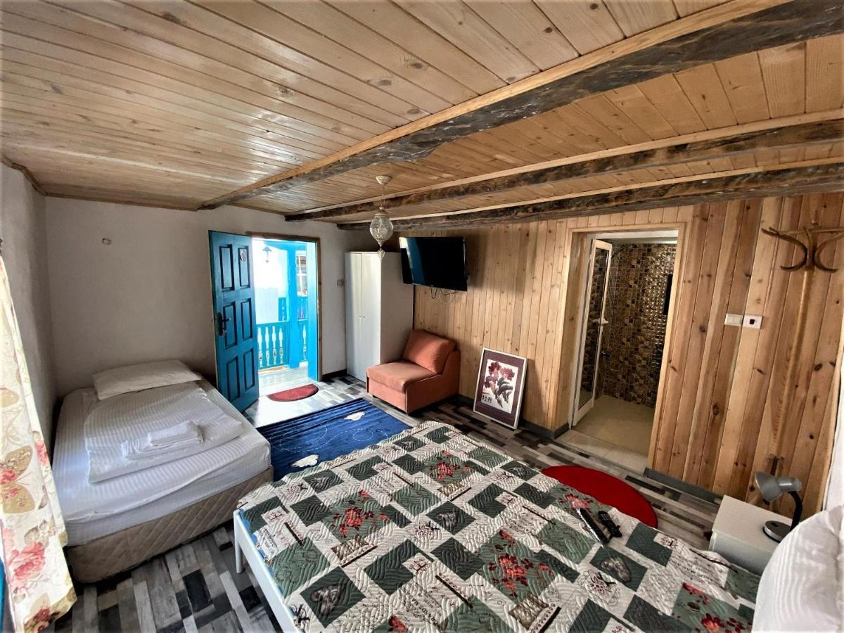 Отель Цяла Ваканционна Къща- Florina Houses Goranovtsi Экстерьер фото